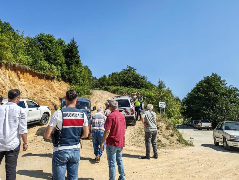 Giresun'da Helikopter Düşüşüyle İlgili İhbar Üzerine Arama Çalışmaları Sürüyor