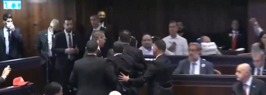 En son haberler | Zaten İsrail parlamentosundan ihraç edildi! Donald Trump'ı protesto eden kongre üyesinin bakın kim olduğu