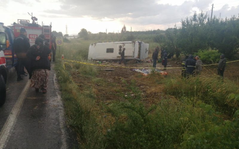 Isparta'da tur otobüsü devrildi. 4 kişi öldü, 26 kişi yaralandı