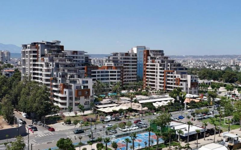 Antalya'daki Site Aidatı Tartışması Mahkemeye Taşındı