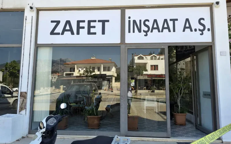 Datça'da Şok Olay: İş İnsanını Silahla Vurarak Yaralayan Şüpheli Olay Yerinden Kaçtı